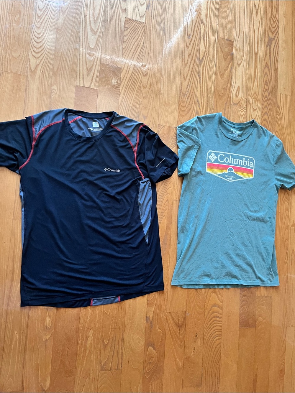 Columbia Men's Athletic T-Shirt Short Sleeve bundle of 2 size large